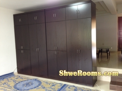 <____ Newly Twin 10 door wardrobes for sale  ________>
