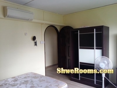 **Executive Maisonnette (Two Stoery House), Common Rooms Available at Choa Chu Kang**