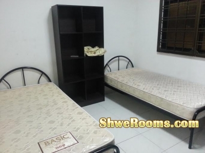 **8mins walk to Yew Tee Mrt ,common room for rent Short Term only $350.00