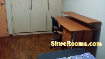 Aircon common room Near Sembawang MRT (S$400/person)