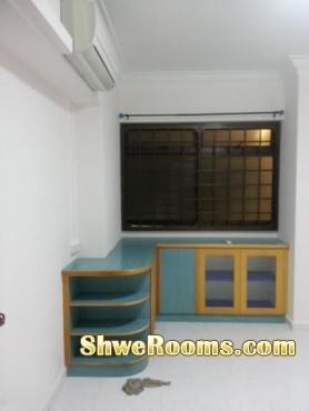 **Airconditioned Commom Bedroom@Sembawang($700 Plus PUB)