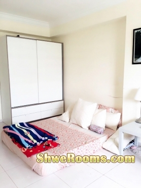 Master Bedroom for Rent near Admilralty MRT