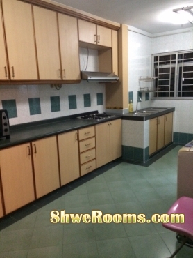 Looking for 1 lady roommate to share common-room @ blk 733 yishun