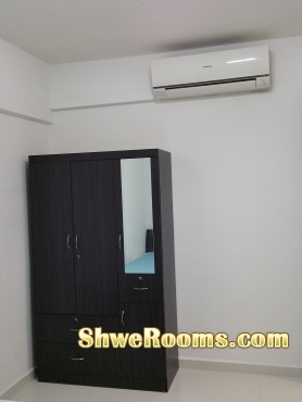 room for rent at Jurong East street32