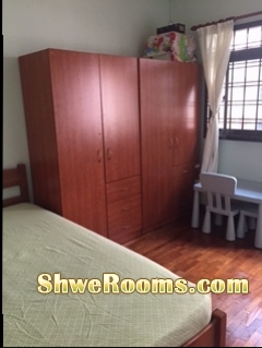 ***HDB Big Common Room with Air con available at Woodlands Dr 50***