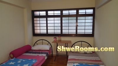 1 COMMON ROOM FOR RENT AT JURONG WEST ST-65 (Ph-83662908)