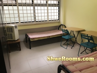 Big common room for rent at Jurong East