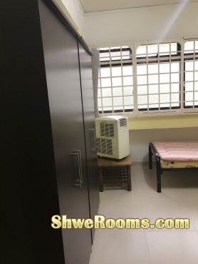 Big common room for rent at Jurong East