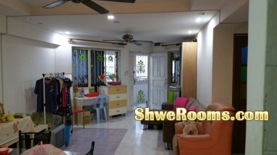 Common Room with Aircon For rent near Woodlands MRT