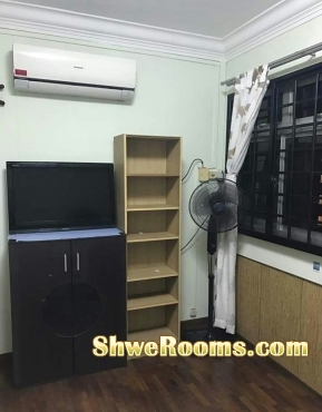 rent Common Room, Female room mate at Yew Tee MRT