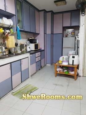 *** (short/long term) Common room to rent at Tampines Ave 5