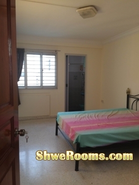 MASTER ROOM AVAILABLE WITH AIRCON ,WIFI,CAN COOK