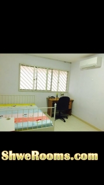 Long term/Short term (One Nice Common Room is available near Clementi Mrt) 