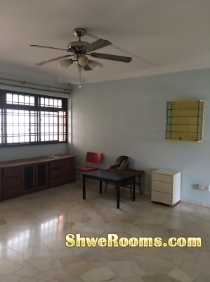 Room to rent out near tampines MRT