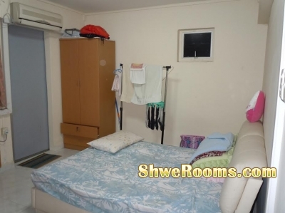 Short/Long term_Big Master bed room 1050 (or) common 800/650 Marsiling Mrt