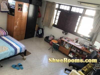 ***Short term or Long term Big Common Room $ 800 for two person including PUB near MRT 