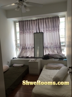 Rooms for rent at Jurg east and lakeside  ( long term  & short )