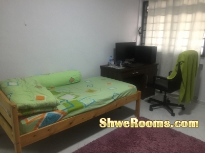 Available to rent a common room at Boon Lay Drive, Block 262,  #14-571