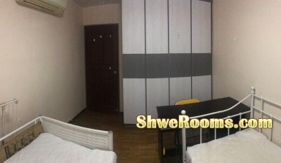 Room to rent for 2 ladies or a couple