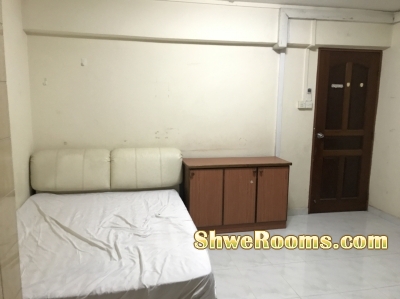 Short/Long Term Master Room with aircon (Not Available)