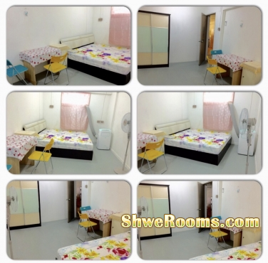 $700 (1st January Available) 2 1 Big common room for Couple (own bath room with attached toilet ) for Rent at Ang Mo Kio Avenue 4 , Blk 114