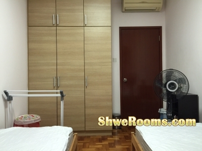 Available one common room at Woodlands - Condo