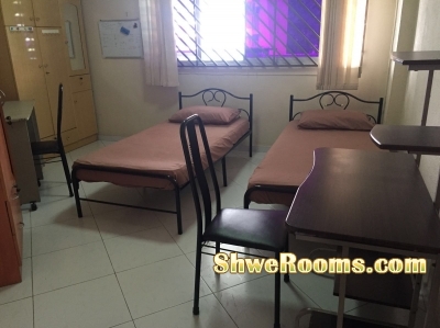 One  Common Rooms 700 $ @ Jurong West Area Near Lakeside