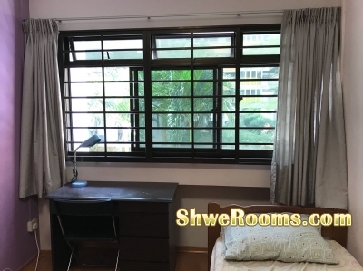 HDB Bed Room for rent (suitable for 2 persons)