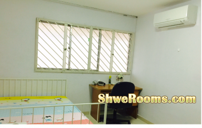 (Short term only) Big Common Room is available to rent near Clementi Mrt