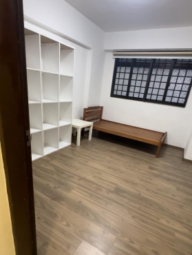 Looking for one male roommate (common room ) @ Boonlay Mrt