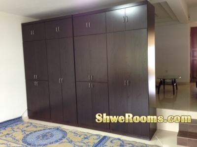 <___  Very New 10 Door Wardrobes for Sale ____>