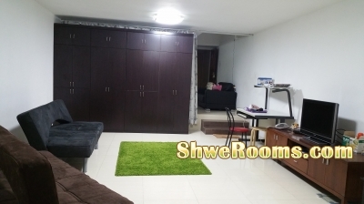 <___  Moving out Furniture with (Very) Cheap Price  ____>