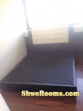 <___ Good Quality Queen bed for sale ____>
