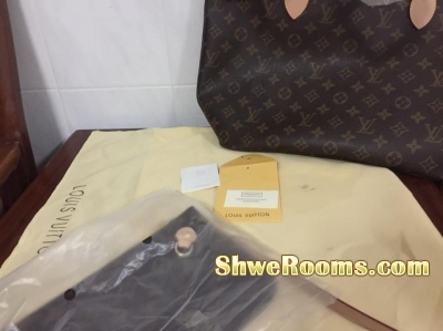 Louis Vouitton Bag for sale