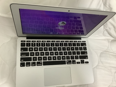 Selling MacBook Air 2015 11â€ with new battery, Intel Core i5,8GB RAM, Monterey with New Battery,(#MacBook Air 11â€)$520