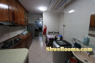 Looking for female roommate in common room