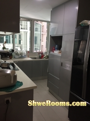Rooms for rent at Jurg east and lakeside  ( long term  & short )
