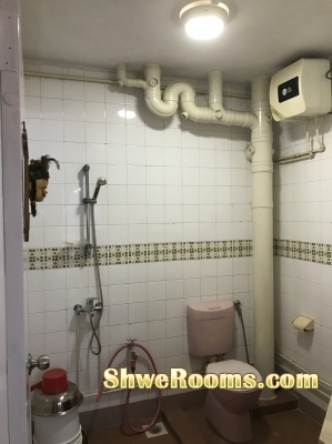 One Common Room Available for Single Male/Female At nearby Choa Chu Kang MRT