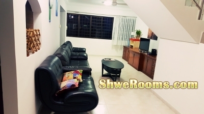 LOOKING FOR ONE MALE ROOM MATE AT BLK 942 TAMPINES AVE 5 (LONG TERM)