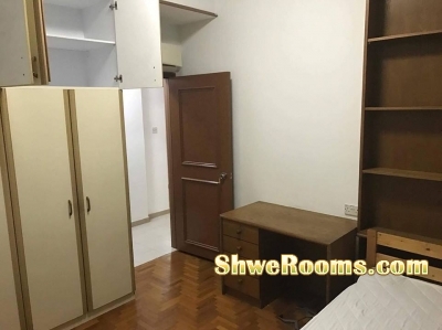 (condo) common room for rent for 1 person / long term