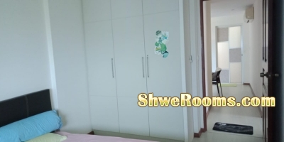 Double Room for Rent @ Bukit Batok West Ave 5