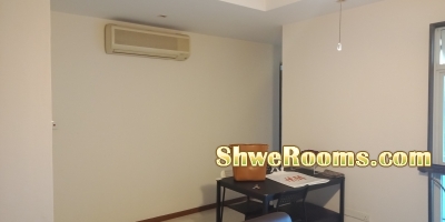 Double Room for Rent @ Bukit Batok West Ave 5