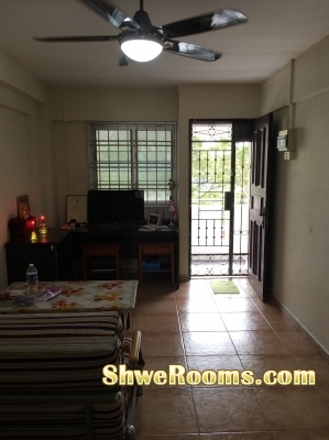 Specious common roommate for rent very near by Clementi mrt