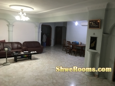 One common room for rent at blk 401, jurong west street 42