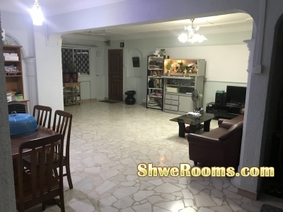 room for rent at jurong west street 42
