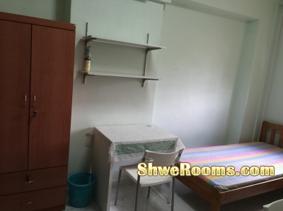 $ 375/ month, One lady room mate & 550/month Single room at Blk 732 , JW Street 73, near Boon-lay MRT