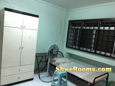 LOOKING FOR ONE LADY ROOMMATE NEAR YEW TEE MRT