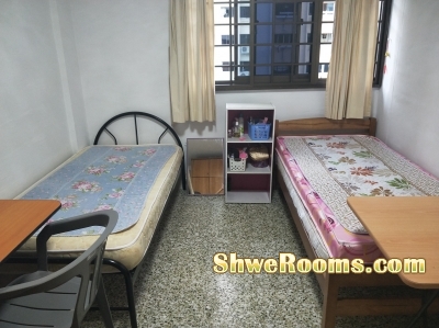 2 ladies roommate for Common Room