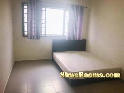 Common Room to Rent for Couple at Khatib Mrt
