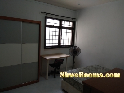 2 big Common rooms for Rent @ Blk 894B Woodland Drive 50 very near to MRT